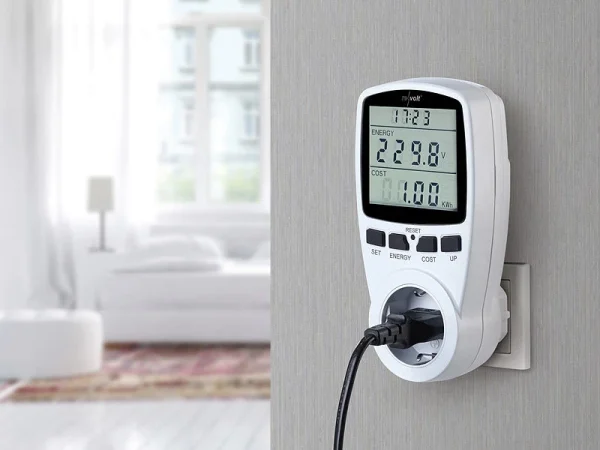 Revolt Stromverbrauchsmessgerät:2er-Set Digitale Energiekostenmesser Mit XXL Jumbo Display 6
