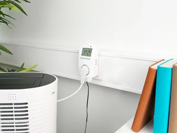 Revolt Thermostat Alexa:WLAN-Steckdosen-Thermostat Für Heizgeräte, App, Versandrückläufer 6