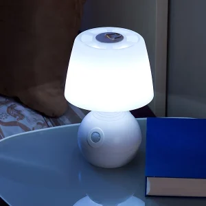 Lunartec Nachttischlampe Kabellos:2er-Set LED-Tischlampe, PIR- & Licht-Sensor, Warm- & Tageslichtweiß 30