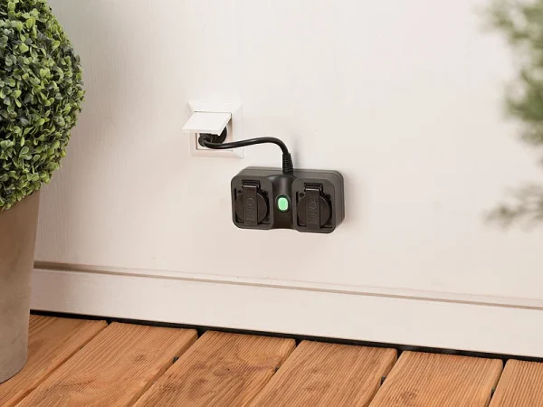 Luminea Home Control Alexa Steckdosen Aussen:2er-Set 2-fach-WLAN-Outdoor-Steckdose, App, Sprachsteuerung, 16A, IP44 10