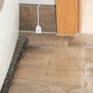 Luminea Home Control ZigBee Wassersensor:2er-Set ZigBee-Wassermelder Mit Externem Sensor, App 17