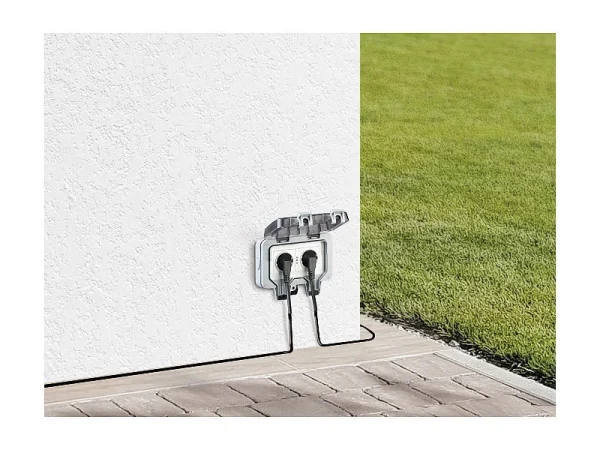 Luminea Home Control Außensteckdose WLAN:2er-Set Outdoor-WLAN-Doppelsteckdosen, Sprachbefehl, Strommessung, App 5